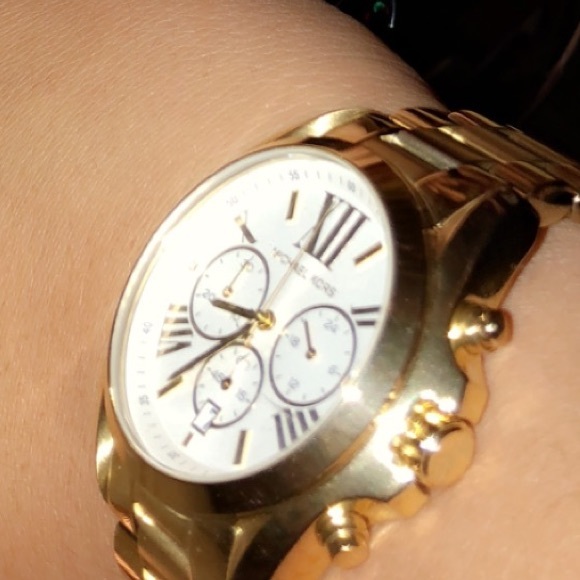 Michael Kors gold plated watch - Picture 1 of 1